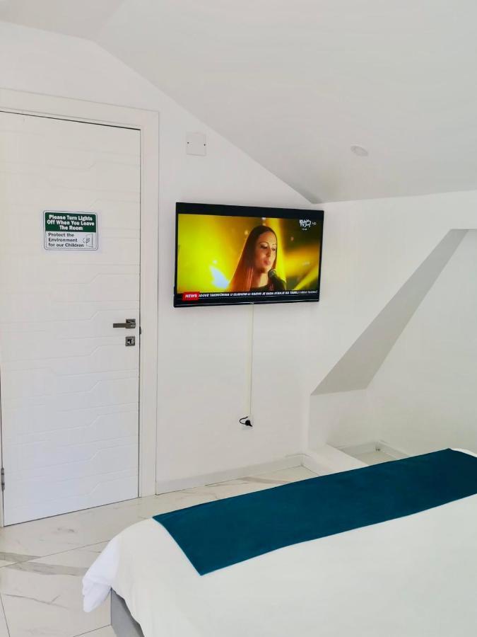 Lumiere Luxe Suites ベオグラード エクステリア 写真